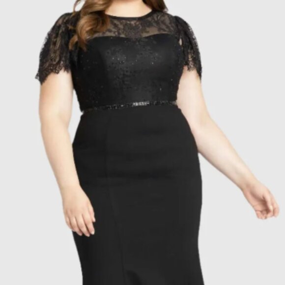 Mac Duggal Plus Lace Illusion High Neck Cap Sleeve Gown - Picture 1 of 4